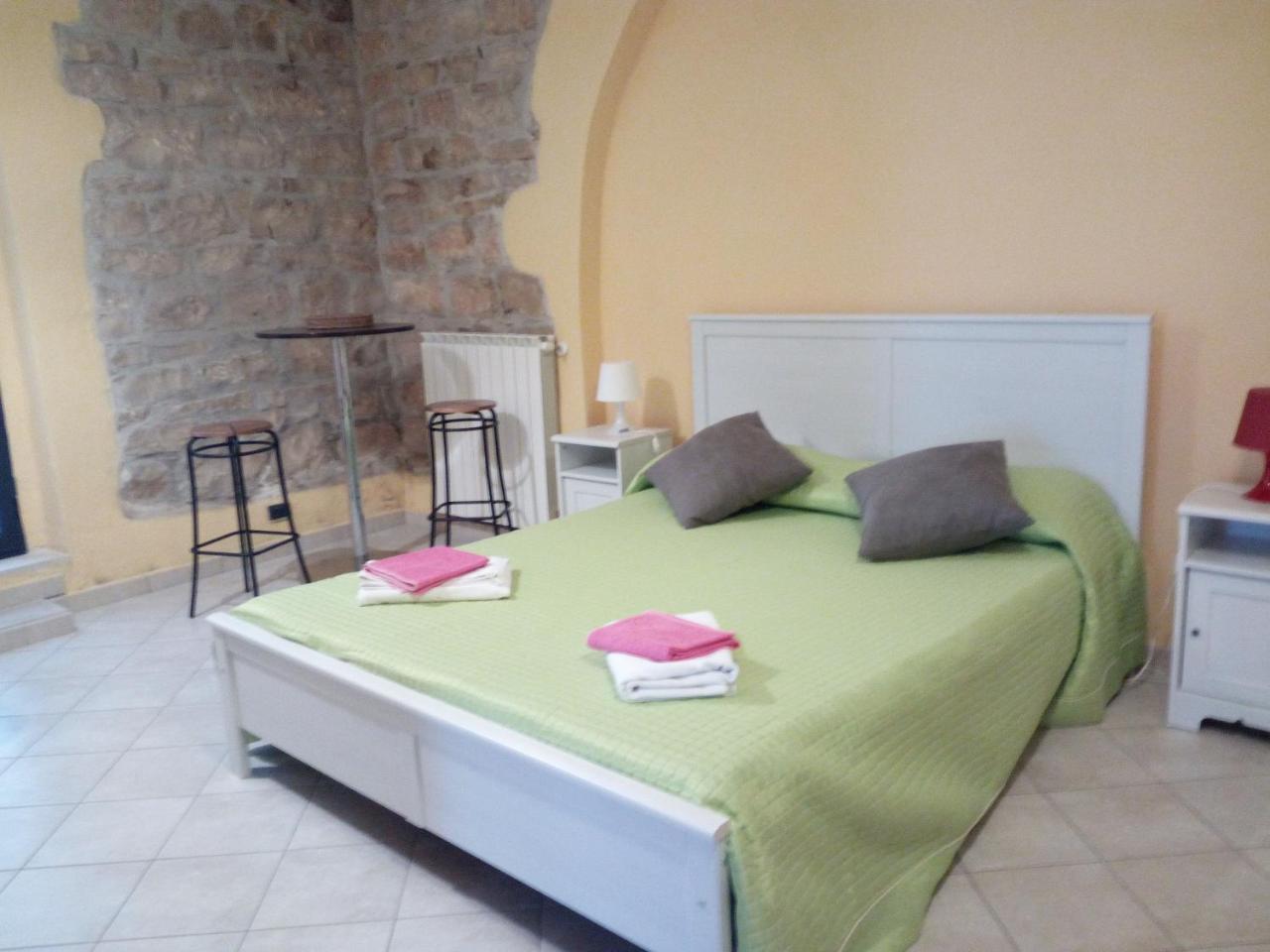 Al Castello Bed & Breakfast Venosa Bagian luar foto
